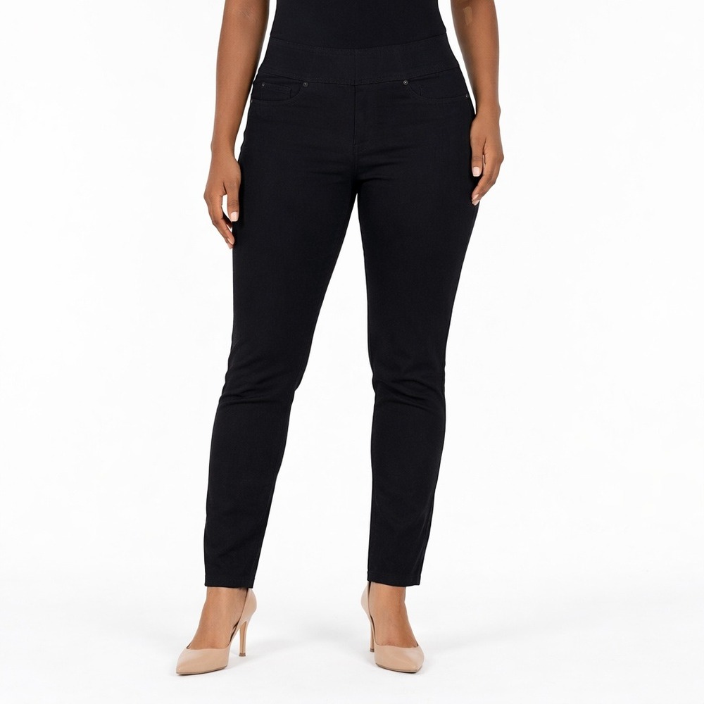 NWOT Levis Totally Shaping Pull On Skinny Black Stretch Comfort Minimalist Sz 4